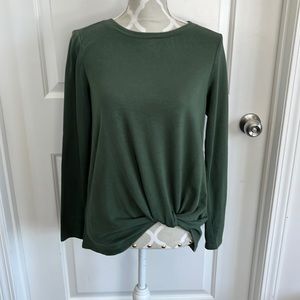 Grace & Lace front knit top size xs